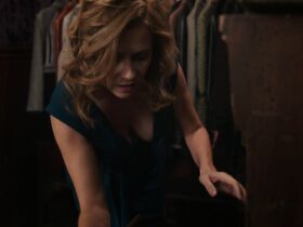 Дженна Фишер секси – Развёденные вместе s01e04 (2018) #5