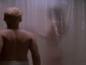 Жюли Дю Паж секси – Измена (2003) #8