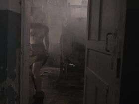 Юлия Пересильд голая – Пленный (2008) #3