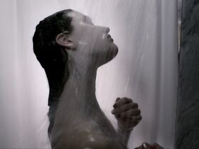 Мария Боннер голая – Дверь (2013) #4