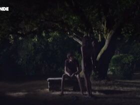 Ребекка Мардер голая – Emma (2011)