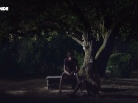 Ребекка Мардер голая – Emma (2011) #2