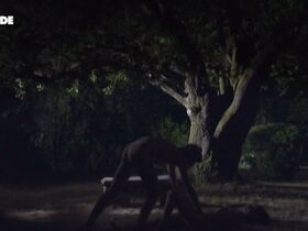 Ребекка Мардер голая – Emma (2011) #5