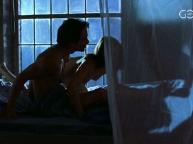 Эльке Винкенс голая – Комиссар Рекс s08e01 (2002) #3