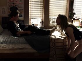 Сэмми Ханратти секси – Бесстыдник s08e12 (2018) #2