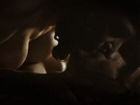 Наталия Вёрнер голая – Столпы Земли s01e02-06 (2010) #9