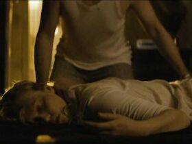 Доминика Зеленикова голая – Little Feather (2016) #4