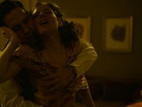 Сиенна Миллер секси – Шпионская игра (2018) #5