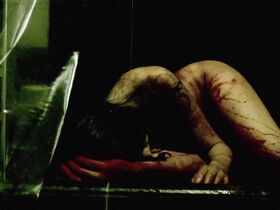 Сьюзи Кристиансен голая – Skizo (2008) #4