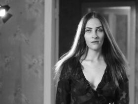 Алиса Вединяпина голая – Турецкое седло (2017) #2