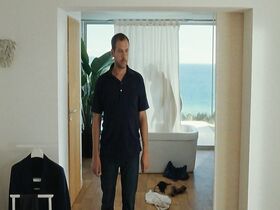 Лейла Бехти секси – Крутой поворот (2011) #6