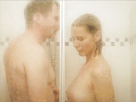 Катрин Рёвер голая – Dinky Sinky (2016)