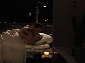 Холли Хантер секси – Здесь и сейчас s01e08 (2018) #3