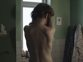 Биргитта Йорт Сёренсен секси – Серая зона s01e01-03 (2018) #5