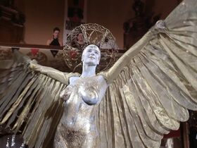 Рэйчел Гриффитс голая – Английский цирюльник (2001)