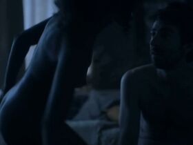 Пати Дежезус голая – Руа Аугушта s01e01-02 (2018) #5