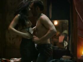 Лан Ки голая – She Walks (2015) #3