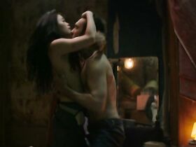 Лан Ки голая – She Walks (2015) #4