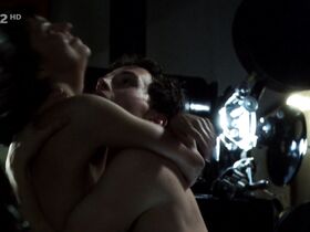 Тереза Бродска голая – Все мои близкие (1999) #5