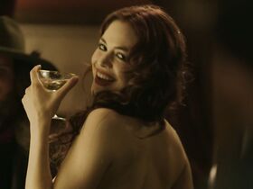 Конор Лесли голая – Клондайк s01e01 (2014) #4