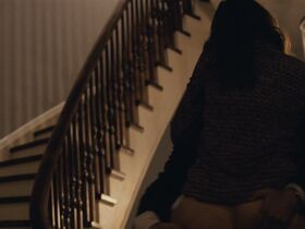 Натали Голд голая – Наследники s01e03 (2018) #4