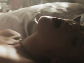 Матильда Варнье голая – Выпускной экзамен (2014) #2