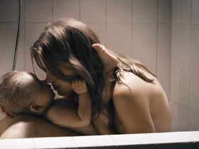 Мелани Тьерри голая – Я стану лучше (2012) #1