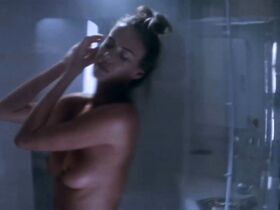 Аннабел Скофилд голая – Солнечный кризис (1990) #6