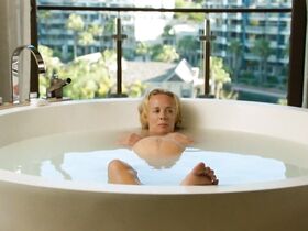 Катя Риман голая – Tödliche Geheimnisse — Jagd in Kapstadt (2017) #2