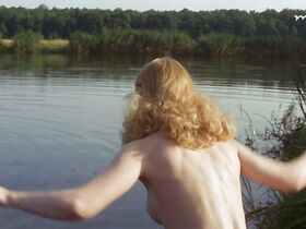 Франциска Петри голая – Tage des Sturms (2003) #3