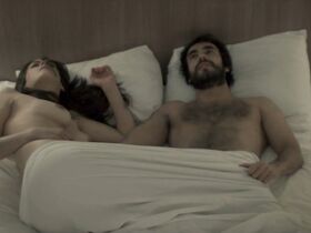 Лусиана Паэс голая – Aqueles 5 segundos (2016)