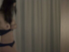 Лусиана Паэс голая – Aqueles 5 segundos (2016) #7