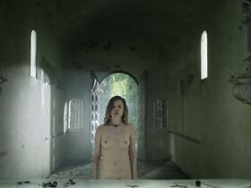 София дель Туффо голая – Дьяволица (2018) #7