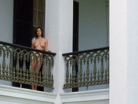 Тери Хэтчер голая – Пленники небес (1996) #2