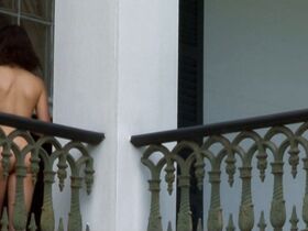 Тери Хэтчер голая – Пленники небес (1996) #5