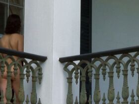 Тери Хэтчер голая – Пленники небес (1996) #6