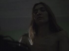 Сигрид Буази голая – Nevers (2013) #2