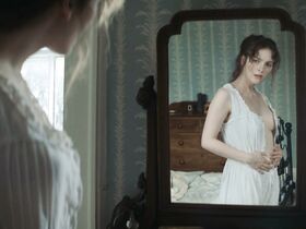 Энн Скелли секси – Смерть и соловьи s01e01 (2018)