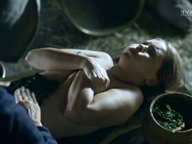 Джустина Дука голая – Корона королей s02e46 (2018) #4