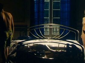 Альберта Лойпур голая, Мириам Цшаге голая, Сьюзан Дерахчани голая, Эльке Дудачи голая – Крыса (1993) #13