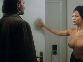 Альберта Лойпур голая, Мириам Цшаге голая, Сьюзан Дерахчани голая, Эльке Дудачи голая – Крыса (1993) #6