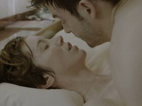 Сара Жиродо голая, Марьяна Спивак голая – Бюро s04e05 (2018) #4