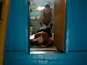 Юлия Ауг голая, Полина Ауг секси – Небесные жёны луговых мари (2012) #4