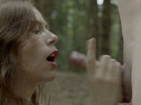 Антье Моннинг голая, Ирис Босс голая, Уте Мейзенхеймер голая, Элиза Оберциг голая – Вкус жизни (2017) #15