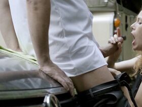 Антье Моннинг голая, Ирис Босс голая, Уте Мейзенхеймер голая, Элиза Оберциг голая – Вкус жизни (2017) #19