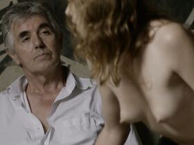 Антье Моннинг голая, Ирис Босс голая, Уте Мейзенхеймер голая, Элиза Оберциг голая – Вкус жизни (2017) #2