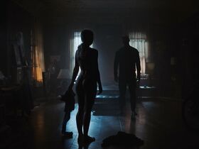 Минка Келли голая – Титаны s01e09 (2018) #3