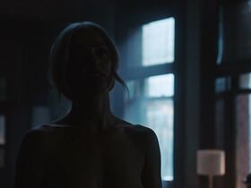 Минка Келли голая – Титаны s01e09 (2018) #7