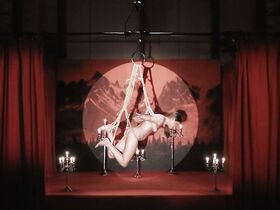 Анна Софи Любек голая – Weltschmerz (2018) #2