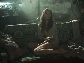 Лилия Волкова секси – Не чужие (2018)